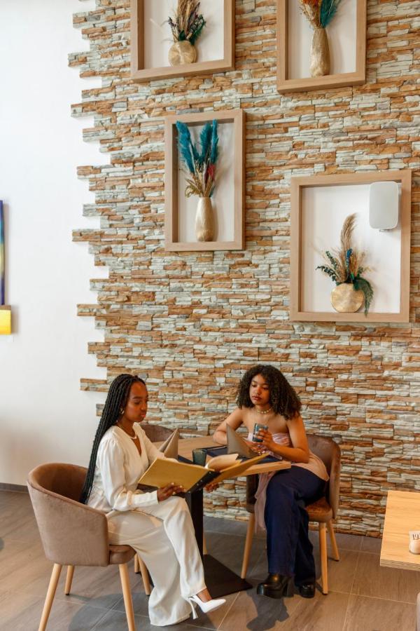Boutique Hotel Corbetta - Spa 60M2 - La Montagne A 5 Minutes De L'Autoroute A12 Aux Paccots Sur Montreux - Nouveau Loft Familial - Profitez Du Lac Leman Et Des Montagnes En Meme Temps Les Paccots Exterior photo